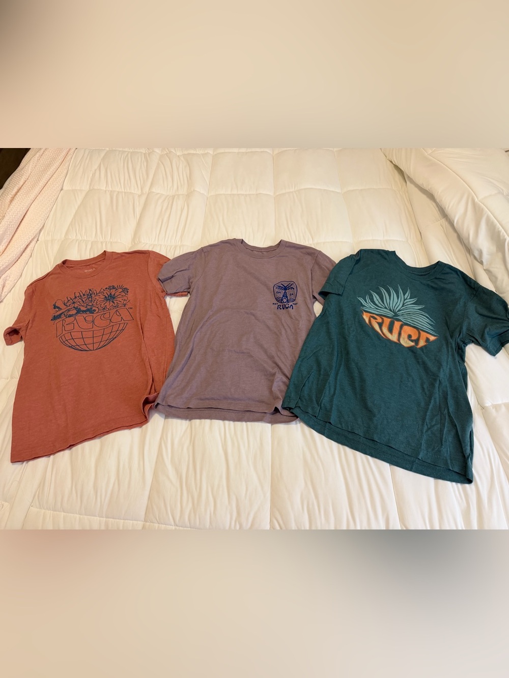 RVCA Kids Short Sleeve Tee Lot of 3
